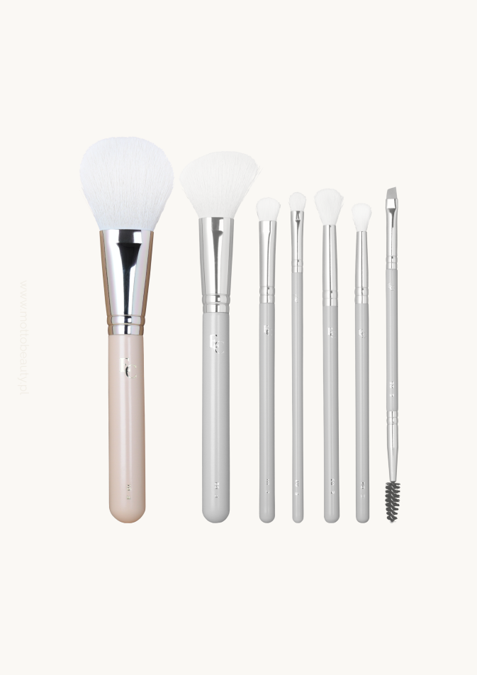 Eveline-Cosmetics-Pedzel-do-aplikacji-pudrow-F01-2.png