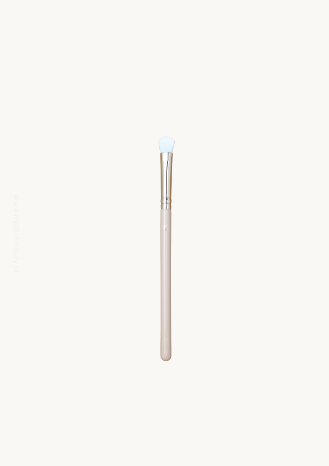 Eveline-Cosmetics-Pedzel-do-aplikacji-cieni-E01-1.png